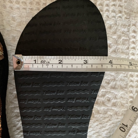 Yellow Box Flip Flops Thongs Sandals - Picture 11 of 13